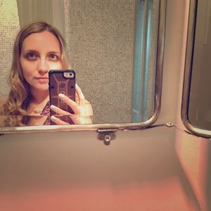 Meet your Posher, Victoria